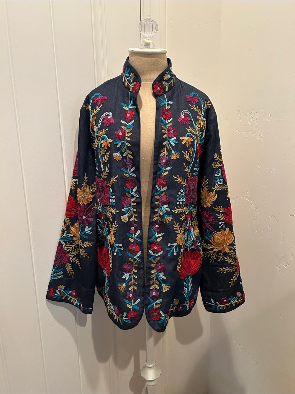 Anu Embroidered Floral Navy Blue Jacket